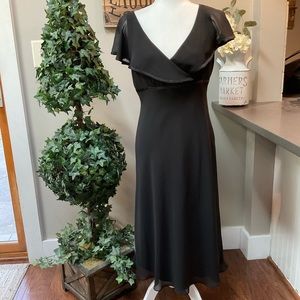 LIZ CLAIBORNE ** Empire Waist Dress